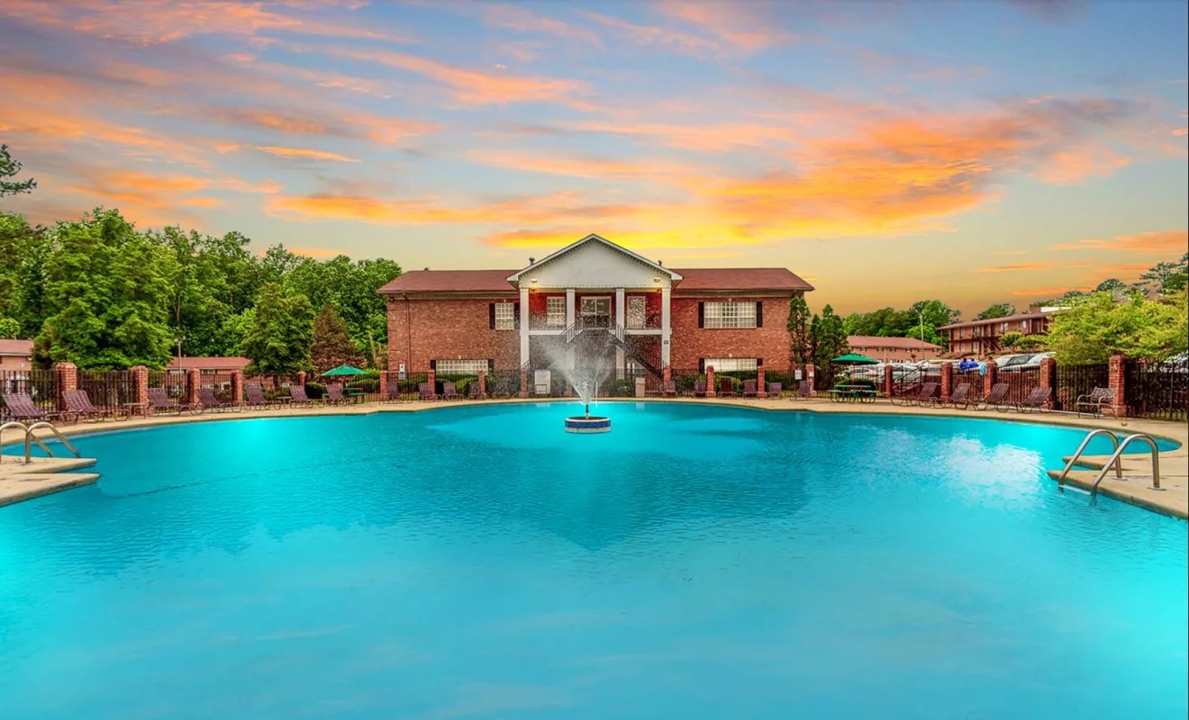 exterior at Beacon Ridge located in College Park, GA